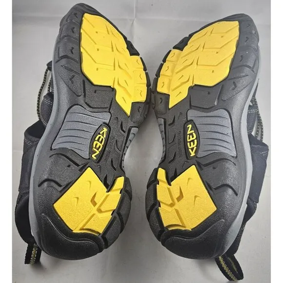 Keen Men's Newport H2, Black  Hiking  Sandals. Razor Siping For Traction Size 8