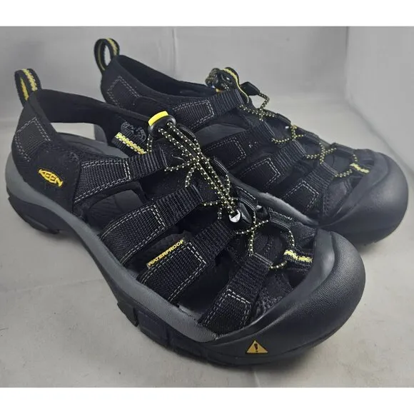 Keen Men's Newport H2, Black  Hiking  Sandals. Razor Siping For Traction Size 8