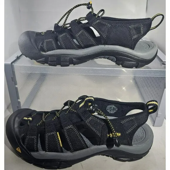 Keen Men's Newport H2, Black  Hiking  Sandals. Razor Siping For Traction Size 8