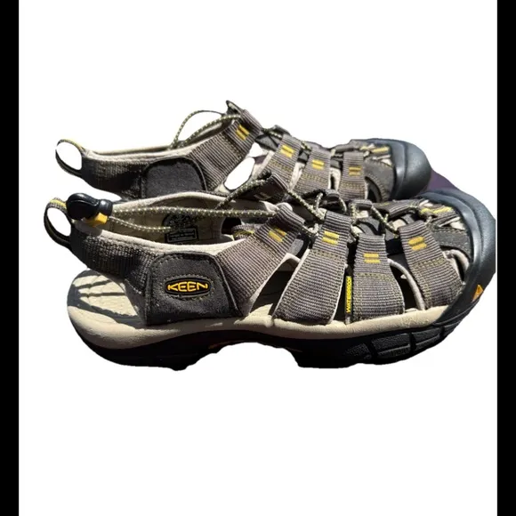 Keen Mens Sandals Newport H2 Summer Beach Slip-On Flats Men Size 10