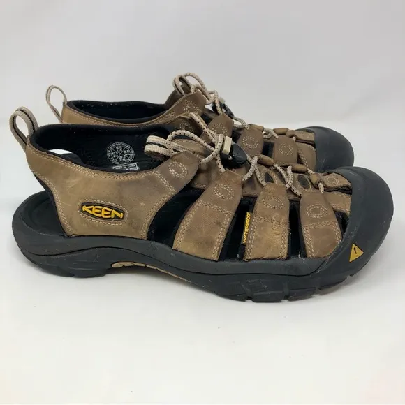 Keen Newport H2 Bison Brown Leather Sport Sandals Hiking Shoes Closed Toe Bungee