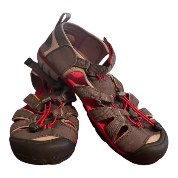 Keen Newport H2 Men’s Hiking Sandals, Gray and Red, Size 7