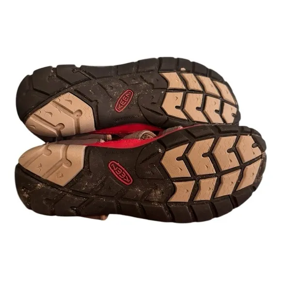 Keen Newport H2 Men’s Hiking Sandals, Gray and Red, Size 7