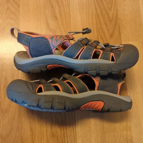 Keen Newport Hydro H2 Hiking Trail Shoe Sandals Womens 8 Coral Gray Closed Toe