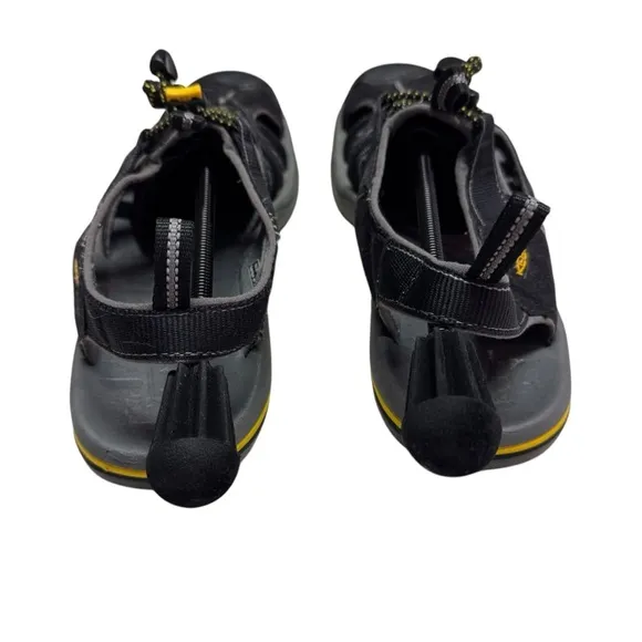 Keen Sandals Mens Kanyon WP Sports Slingback Fisherman Black Closed size 12
