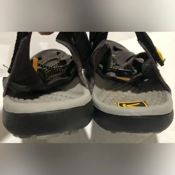 KEEN Suede Leather sport Sandals