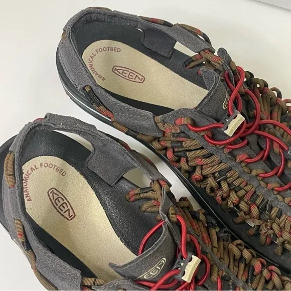 Keen Uneek Men’s Sandals Men’s Size 11 Camping Fisherman Beach Gray Red Color