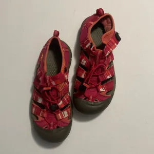 Keen Neoprene Pink Hiking Sandals