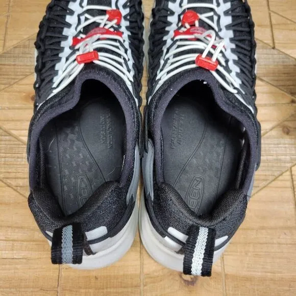 Keen Uneek SNK Reflective Mens Size 10 Trainers Sandals Outdoors Walking