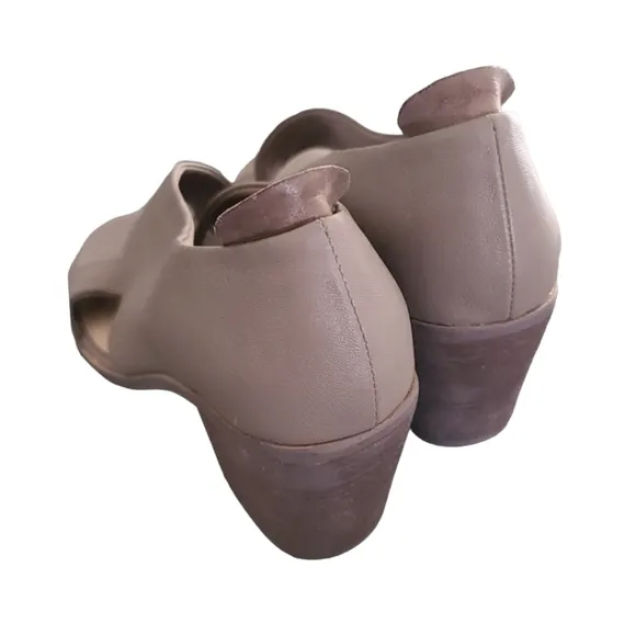 KELSI DAGGER ANTHRO Kacey Portobello Sandals 11 Criss Cross Leather Heels