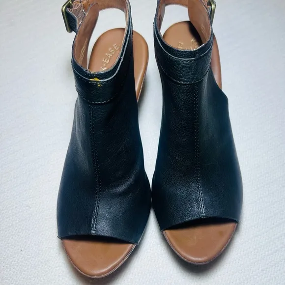 Kork-Ease Black Leather Wedge Sandals