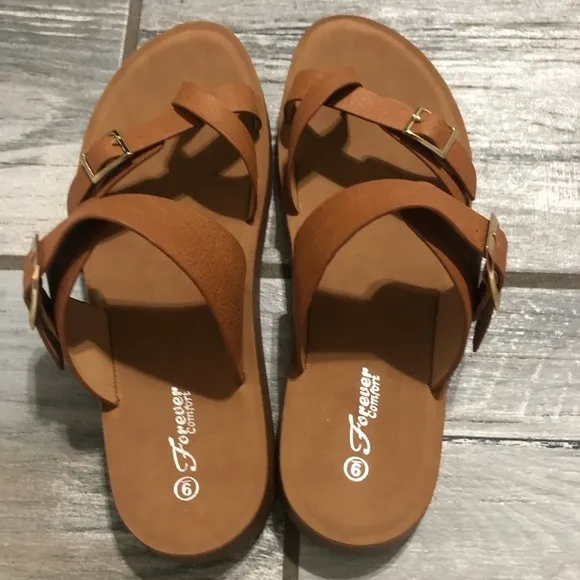 Ladies tan sandals size 9