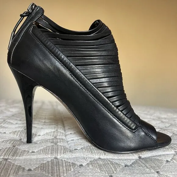 L.A.M.B. By Gwen Stefani Black Leather Stiletto Heel Sandals Women 9 Strappy