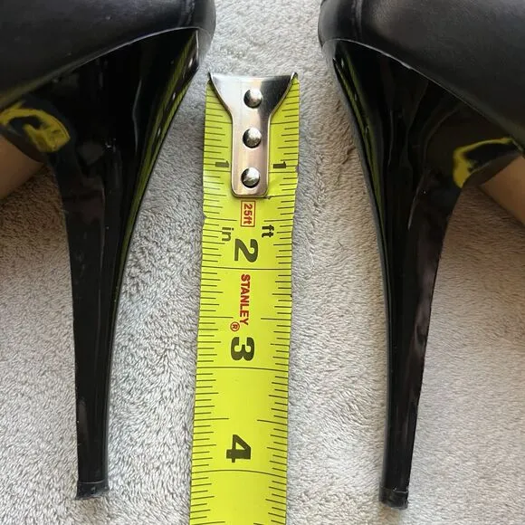 L.A.M.B. By Gwen Stefani Black Leather Stiletto Heel Sandals Women 9 Strappy