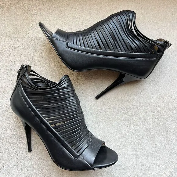 L.A.M.B. By Gwen Stefani Black Leather Stiletto Heel Sandals Women 9 Strappy