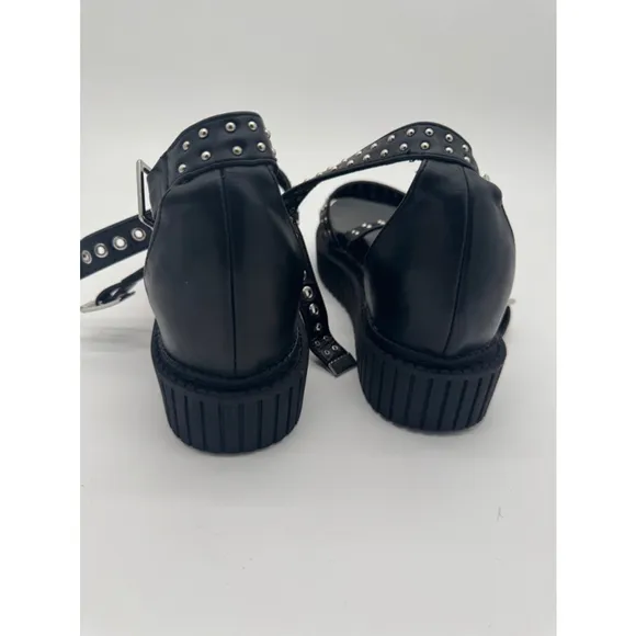 Lamoda Creeper Women’s Sandals with black eyelet detail