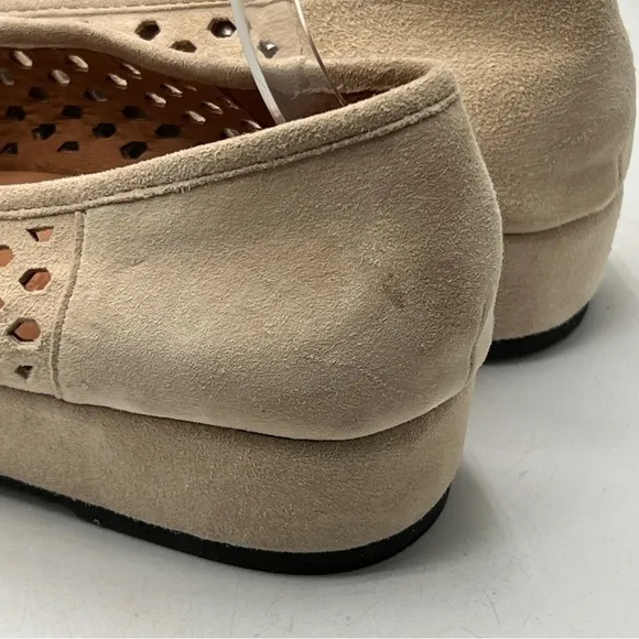 L'Amour des Pieds Women's Clemence Flats beige size 11