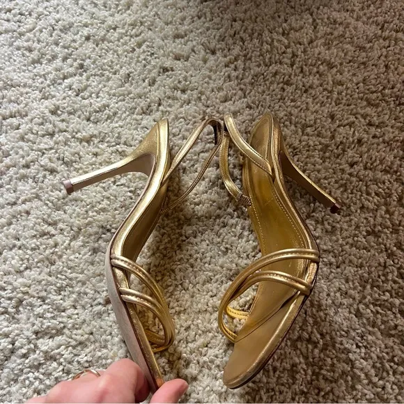 Larroude Annie Sandal In Gold Metallic Leather