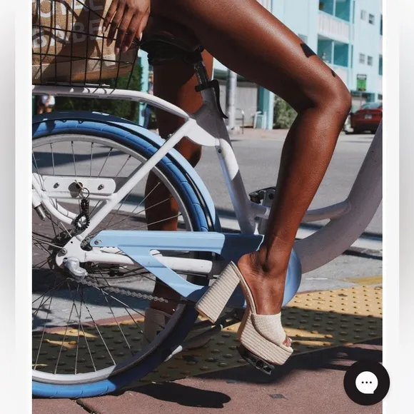 Larroude Dolly Mule in Natural Raffia 8.5