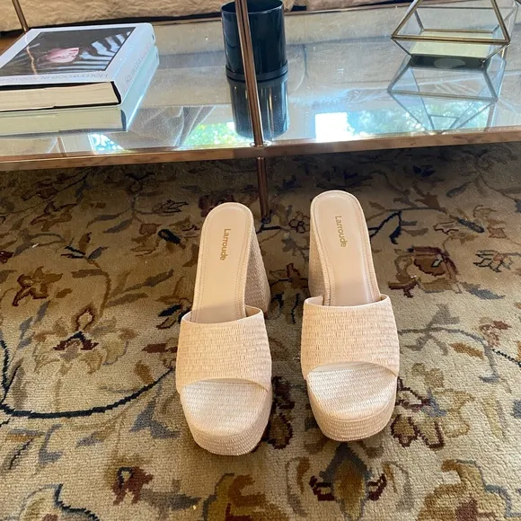 Larroude Dolly Mule in Natural Raffia 8.5