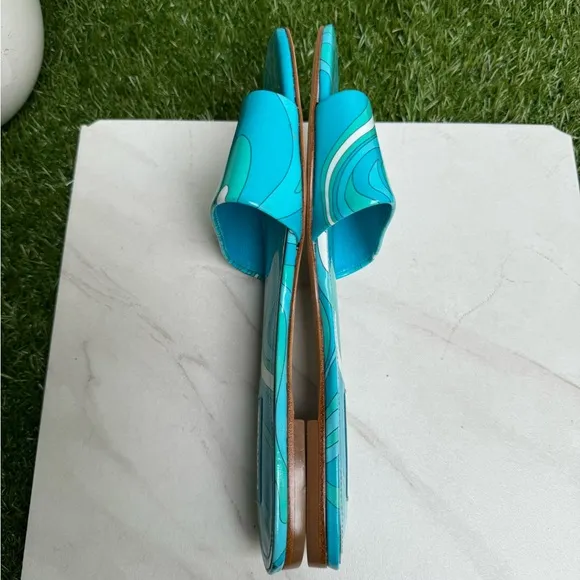 LARROUDE Sandals Turquoise Blue IvyFlat Mule Patent Leather Wave Aqua size 7