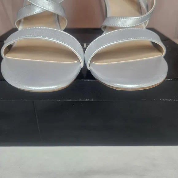 Lauren Ralph Lauren Gabriele Dress Sandals - Bright Silver - Retail $125 - NIB