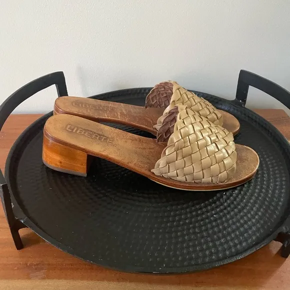 Liberté Santorini Women's Tan / Brown Woven Leather Mules Wooden Heel Sandals 10