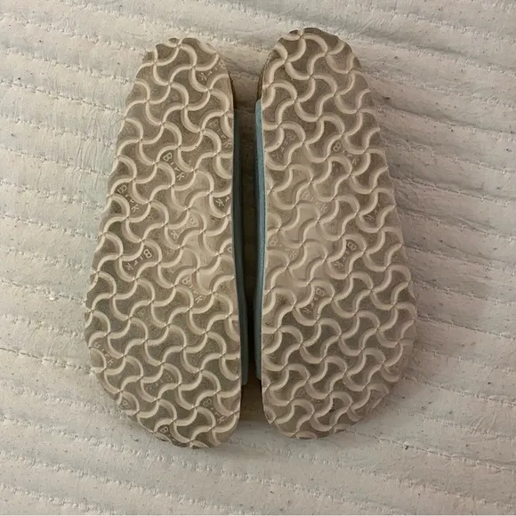 Light blue suede Arizona Birkenstocks - 41