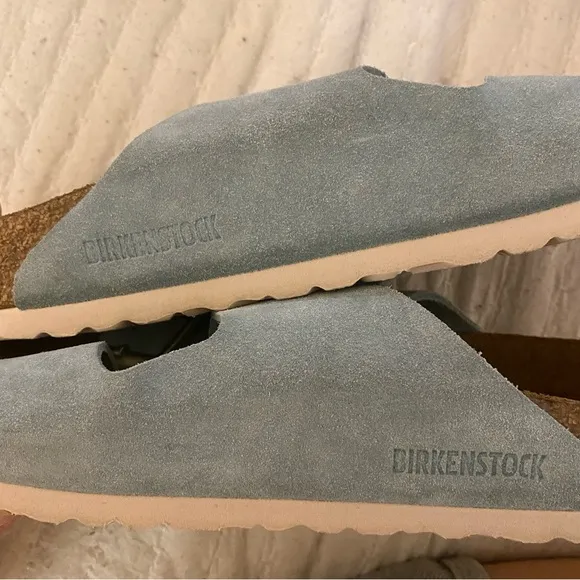 Light blue suede Arizona Birkenstocks - 41