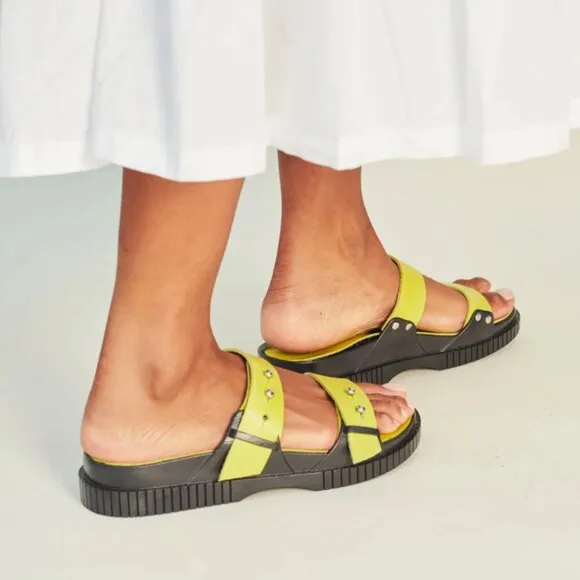 Like New HILOS Stevie Wasabi Neon Slip On Adjustable Sandals in Women's 10