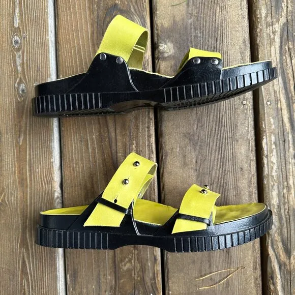 Like New HILOS Stevie Wasabi Neon Slip On Adjustable Sandals in Women's 10