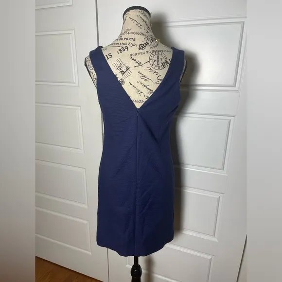Lilly Pulitzer LARGO True Navy Embroidered Shift Dress Size 2