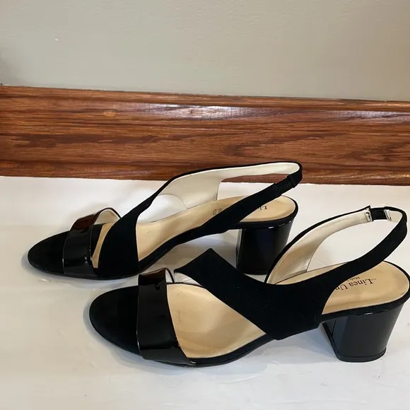 LINEA UNO VERA PELLE genuine patent leather / suede black sandals block heel 39