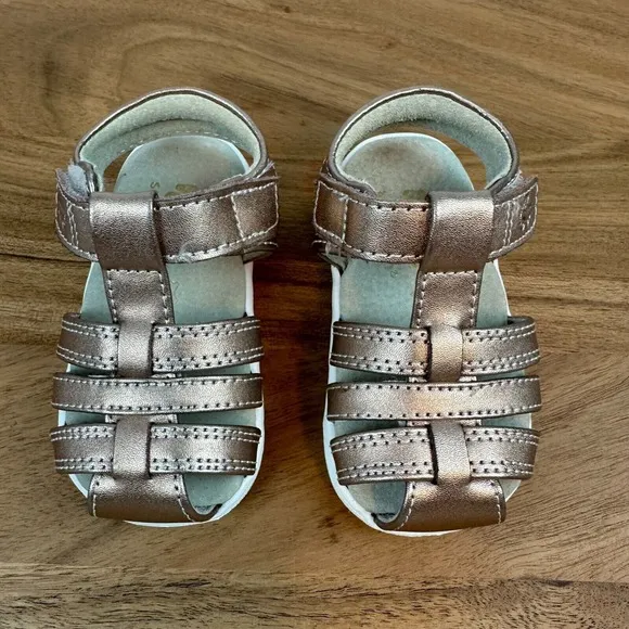 Little Kids See Kai Run Gloria V Rose Gold Athletic Fisherman Sandals Size 4 C