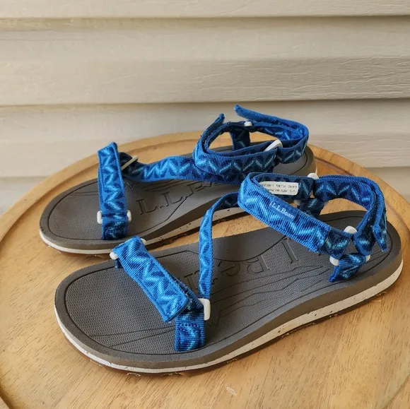 L.L.Bean women's blue sandals