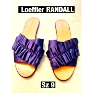 Loeffler RANDALL, Navy Satin Ruffle Sandals Sz‎ 9