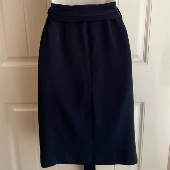 Loft Navy Blue Feminine Classy Wrap Bow Tie Zip Up Skirt in EUC Sz 4