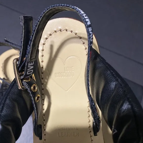 LOVE MOSCHINO. Love Moschino Sandal in Nappa Nero. Size 6,5 (37) Genuine Leather