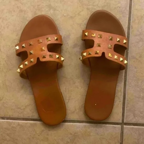 Luxe Studded Vegan Leather Slip on Flat Sandals