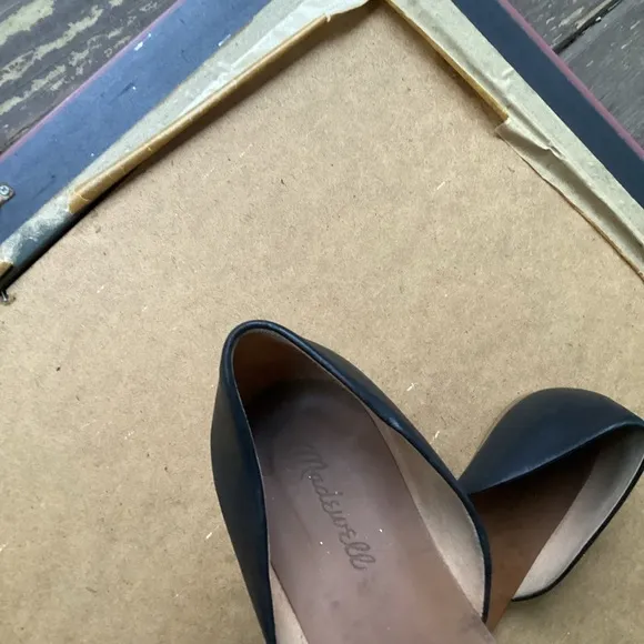 Madewell black slip on business casual sandals, size 9
