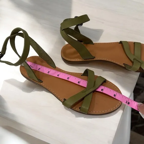 Madewell The Boardwalk Anklet-Strap Sandal in Leather Olive Green Leather size 7