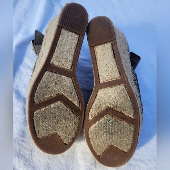 Marc Fisher‎ Adalyn taupe suede wedge espadrille size 7.5