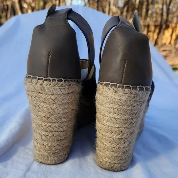 Marc Fisher‎ Adalyn taupe suede wedge espadrille size 7.5
