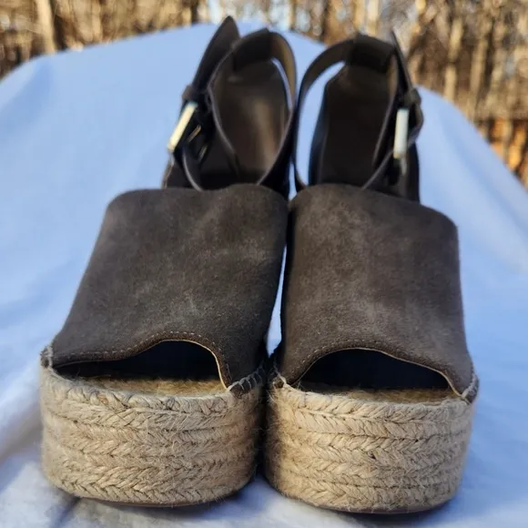 Marc Fisher‎ Adalyn taupe suede wedge espadrille size 7.5