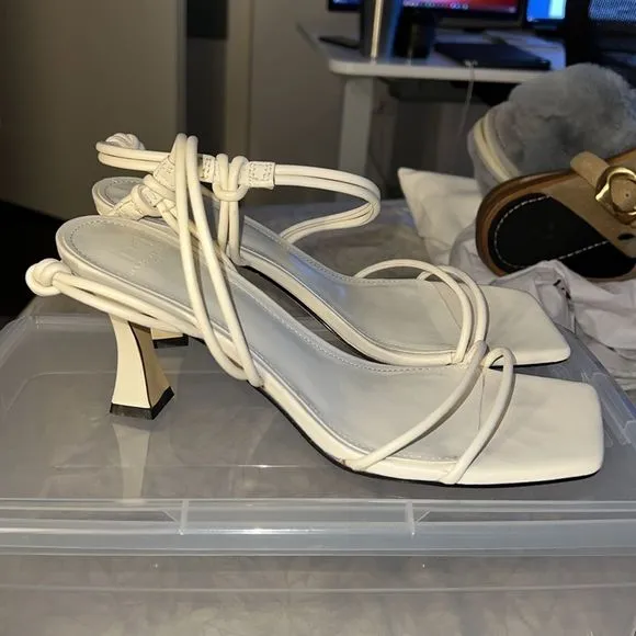MARC FISHER DAVIA HEELED SANDAL, 8.5
