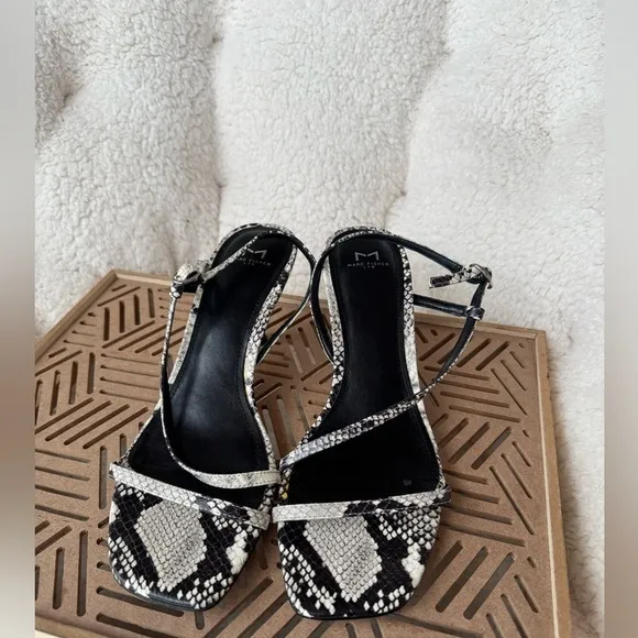 MARC FISHER - GOVE 2 LEATHER SANDAL Leather Snake Print Dress Sandals Size 8.5
