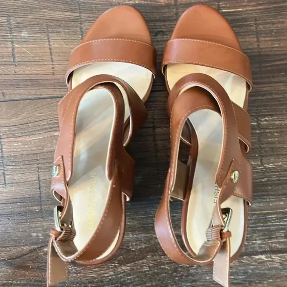 Marc Fisher Leather Platform Wedge Sandals Size 9 1/2 Color Cognac