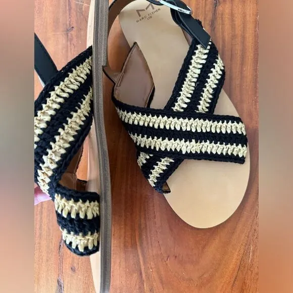 Marc Fisher  Lonnie Slingback Sandal in Black/Cream sz 10M
