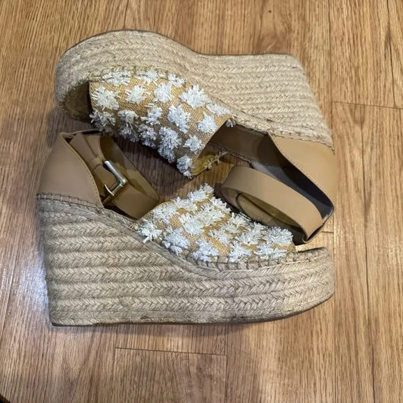 Marc Fisher LTD Adalyn Espadrille Wedge Sandal Shoe Size 9