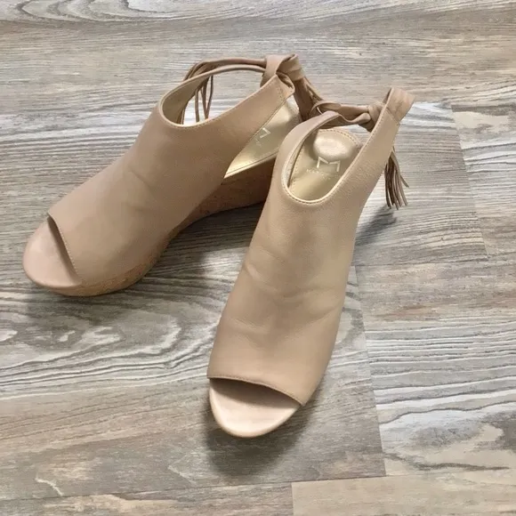 Marc Fisher LTD Tan Leather Cork Platform Sandals 9